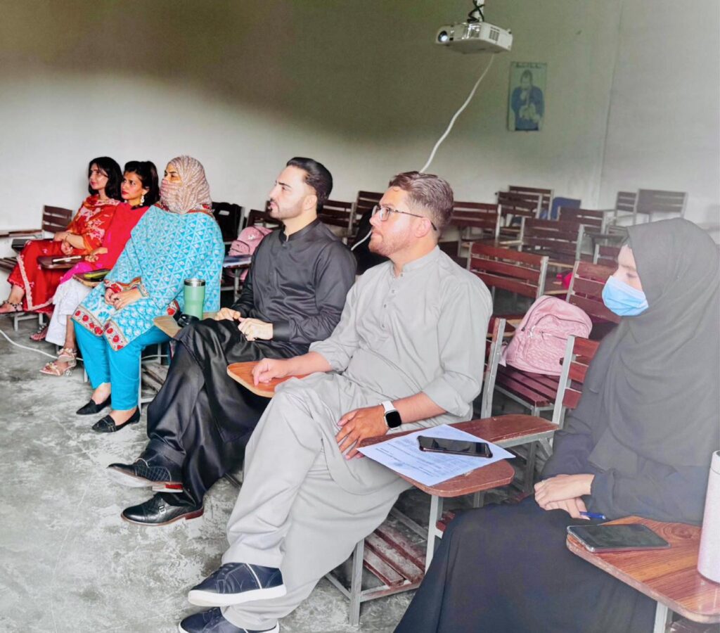 Faculty Development Session on “Evidence-Based Practice in Nursing Education” 17 517587785 742946444938207 6051111246390854020 n